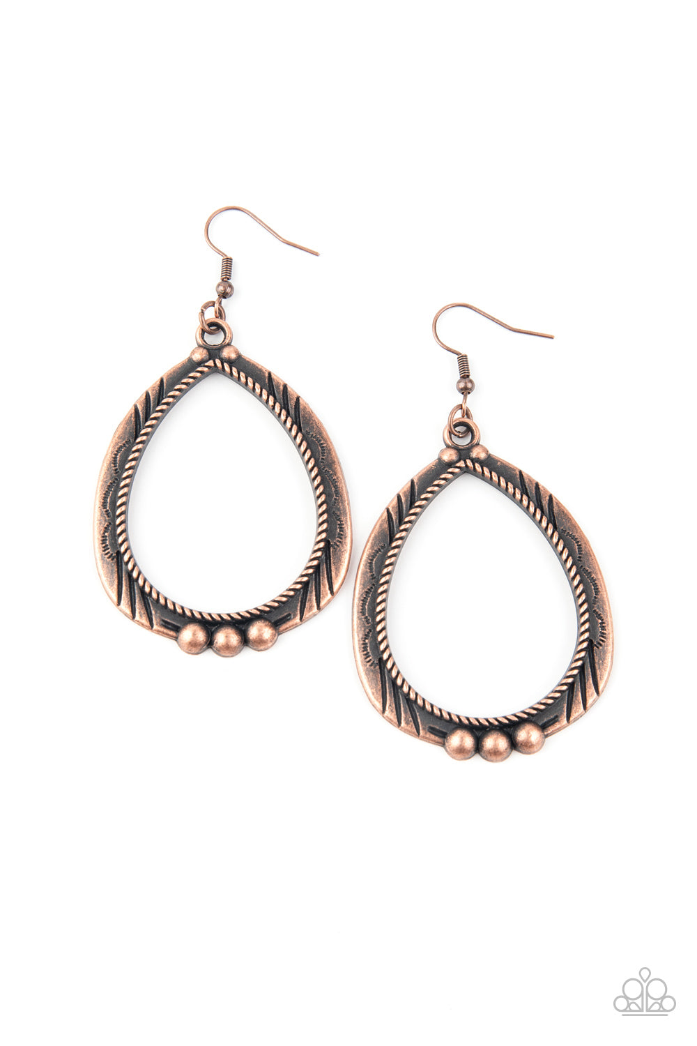 Decorated in metallic rope-like textures, a studded copper teardrop is stamped and etched in tribal inspired patterns for a rustic flair. Earring attaches to a standard fishhook fitting.
Sold as one pair of earrings.