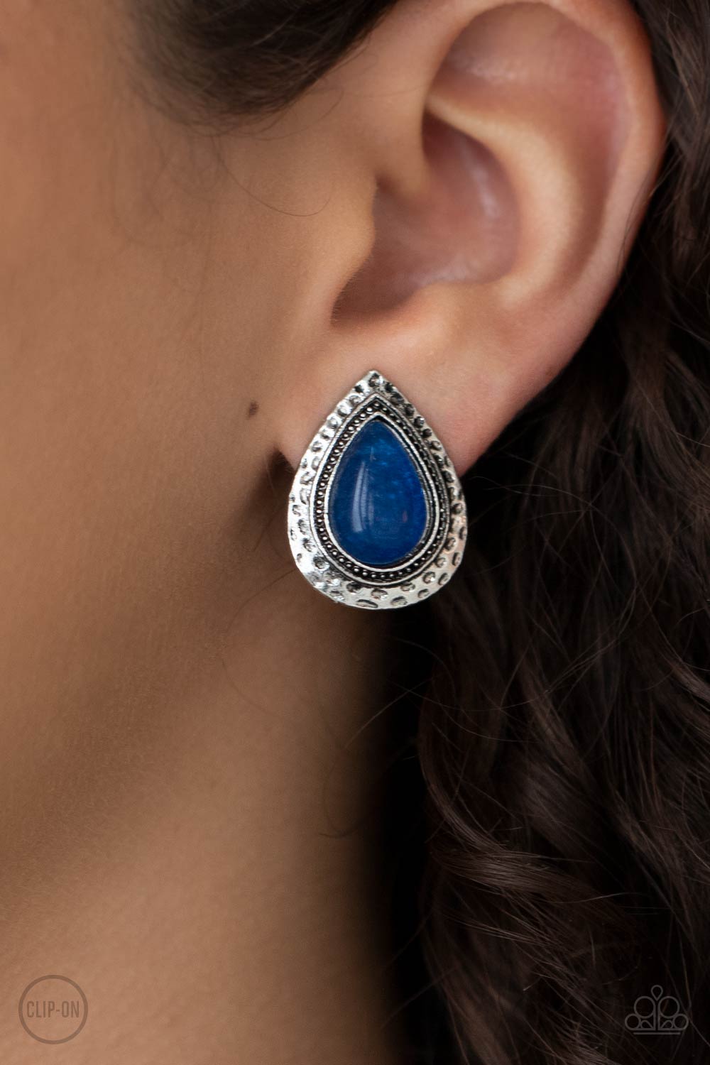 Desert Glow (Blue) Clip On