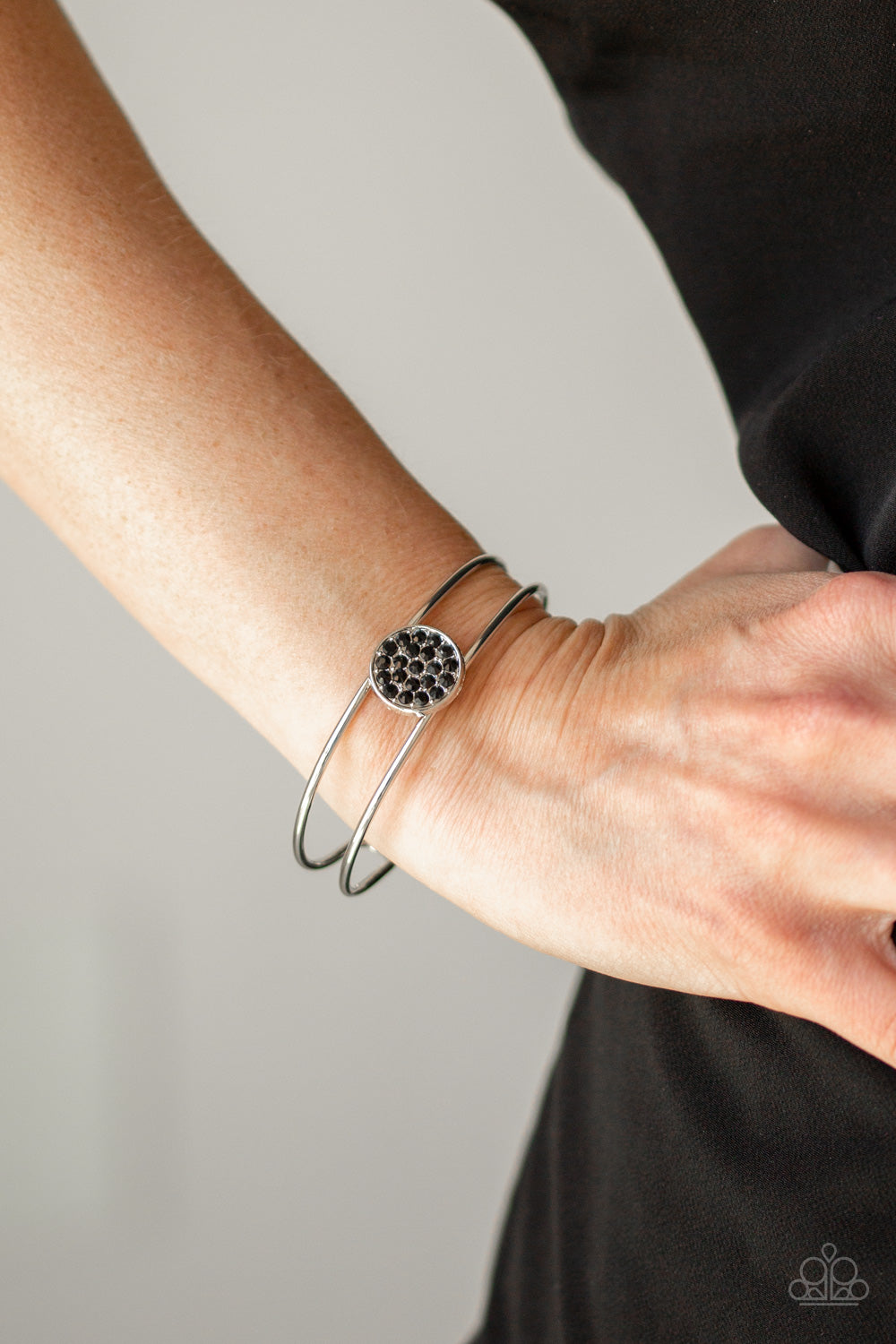Dial Up The Dazzle (Black)