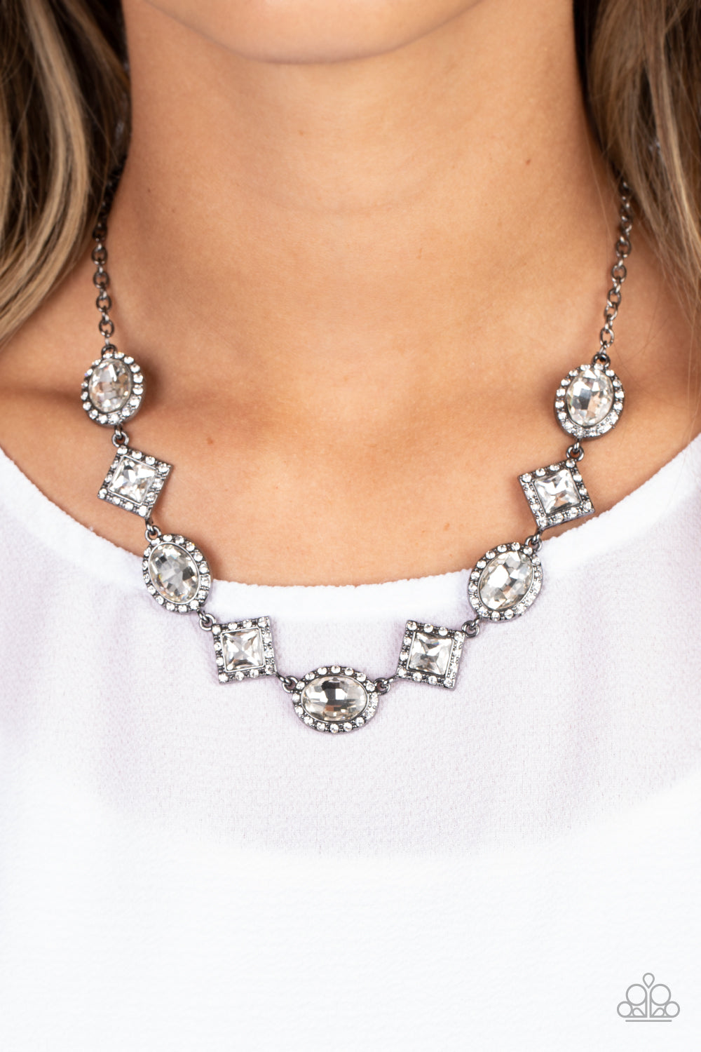 Diamond of the Season (Black)