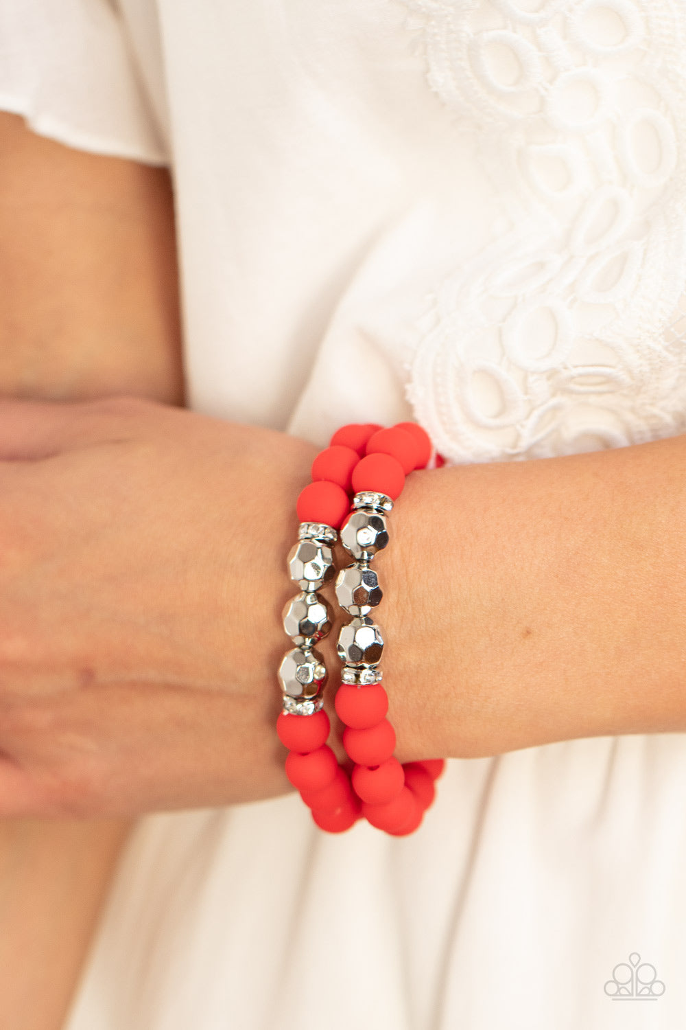 Dip and Dive (Red)