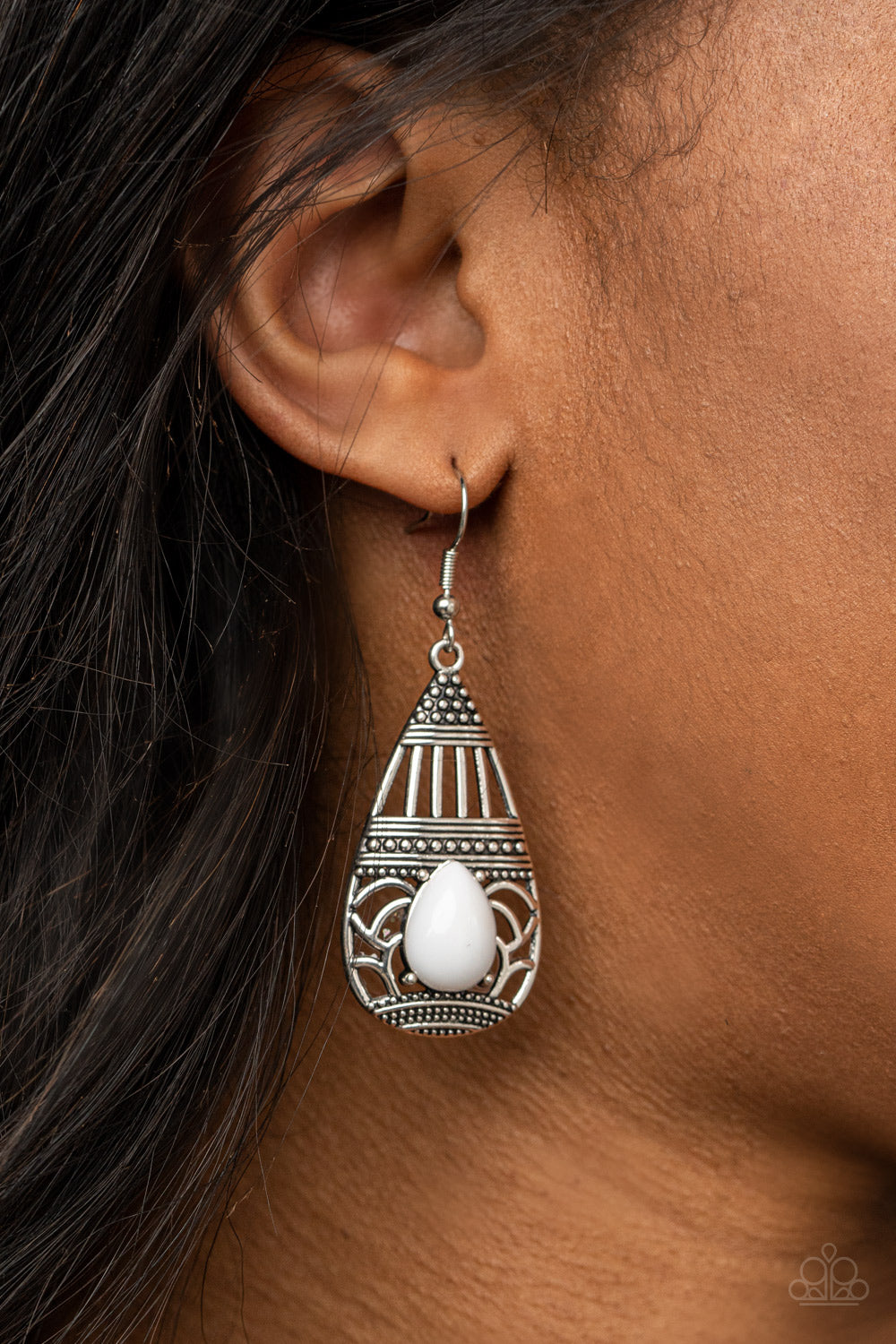 Eastern Essence (White)