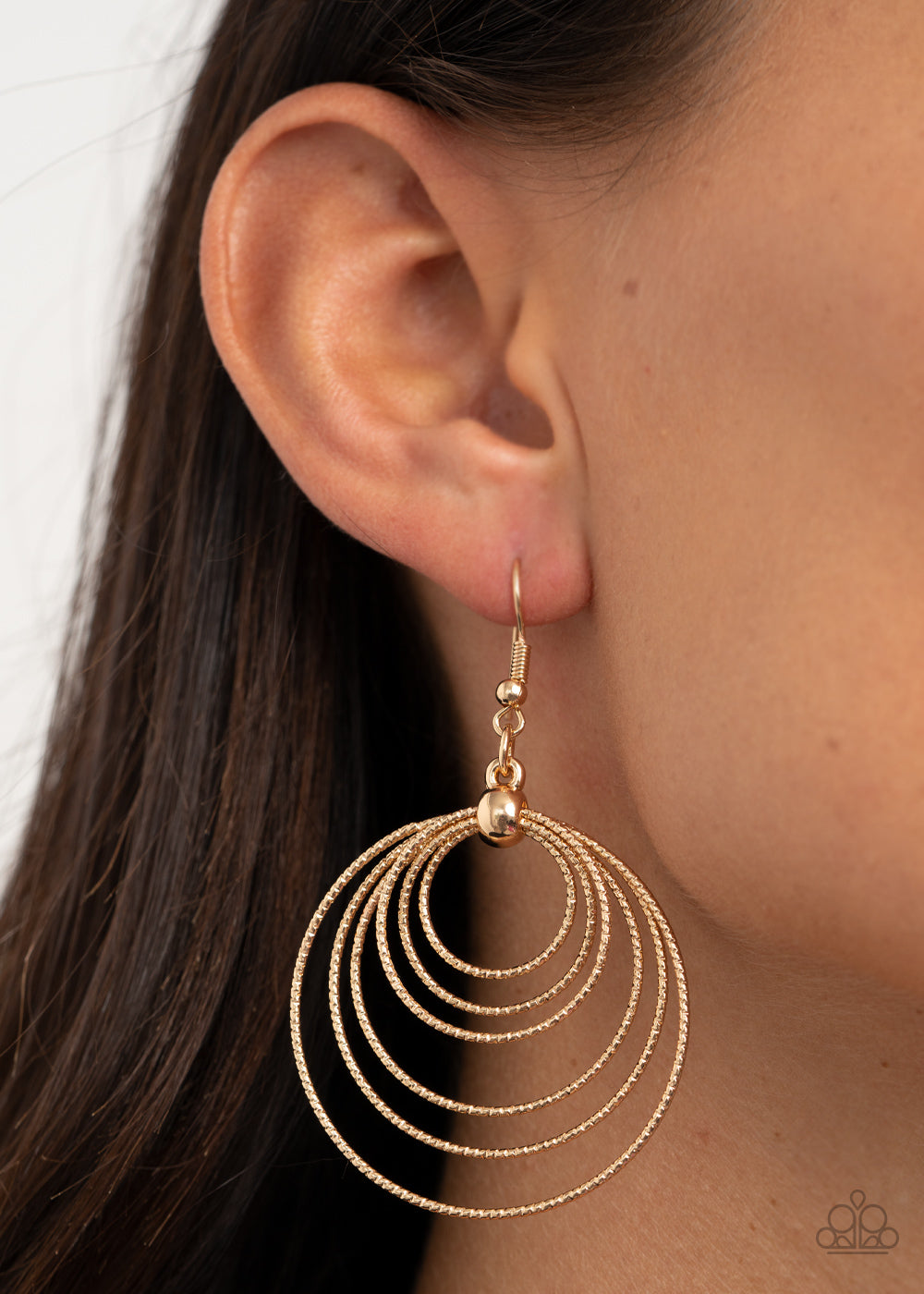 Elliptical Elegance (Gold)