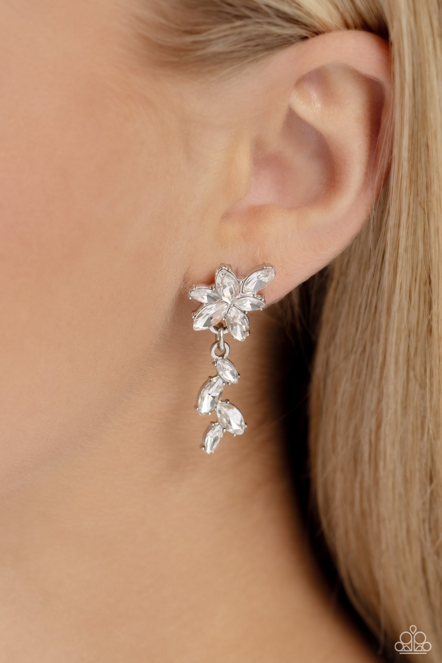 Goddess Grove (White)