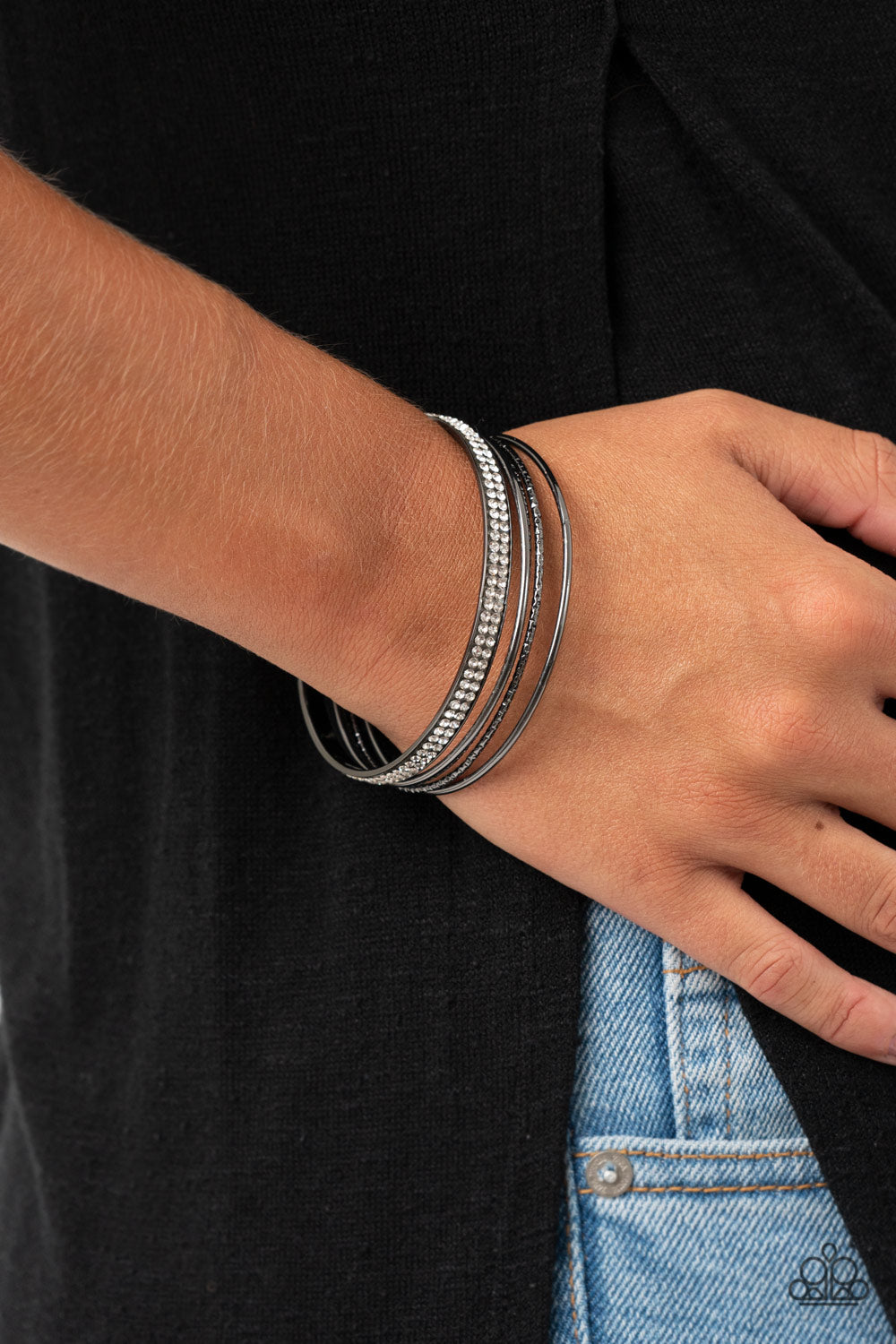 Heap it On (Black)