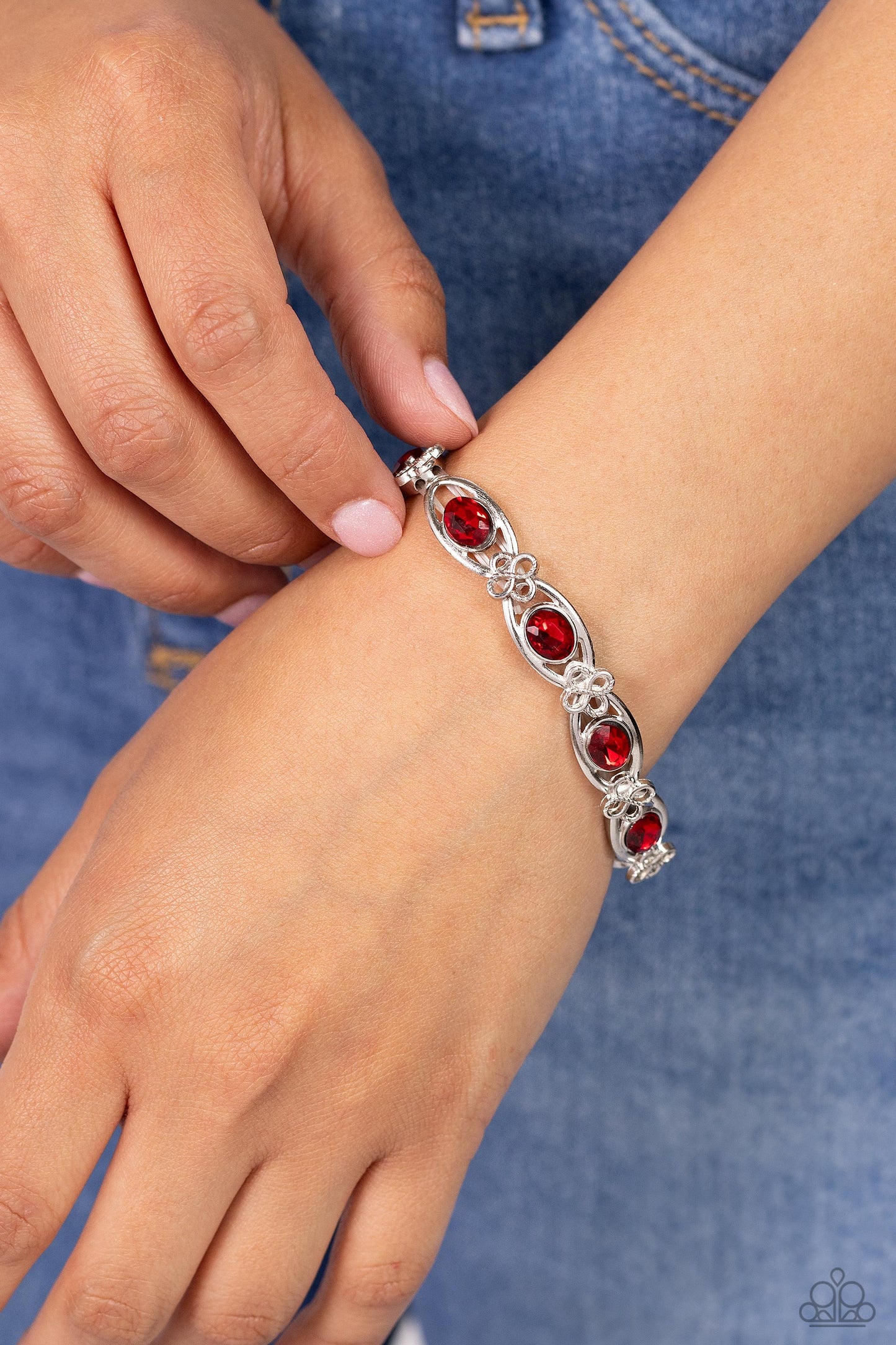Infinite Impression (Red)