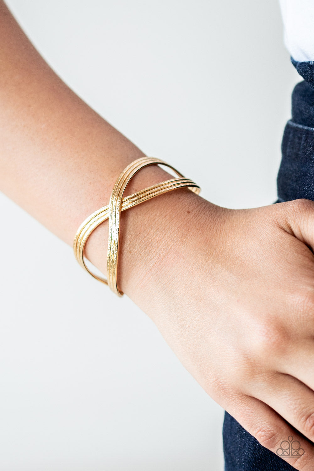 Infinitely Iridescent (Gold)