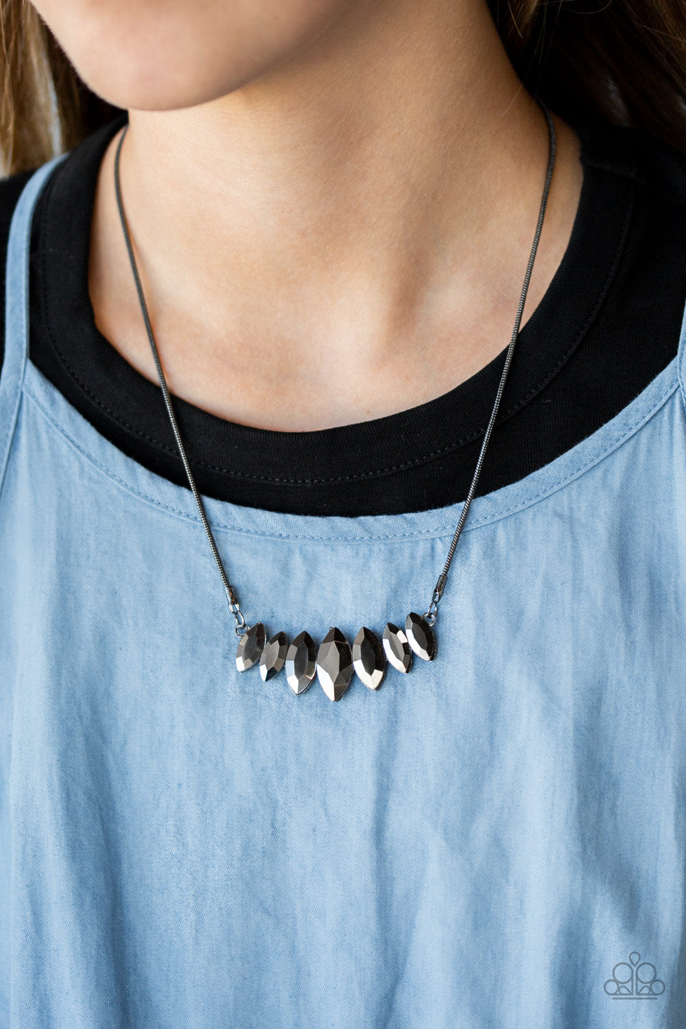 Leading Lady (Black)