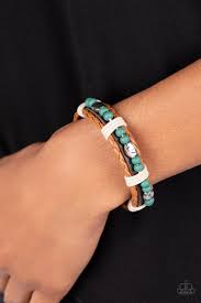 Lodge Luxe (Blue)