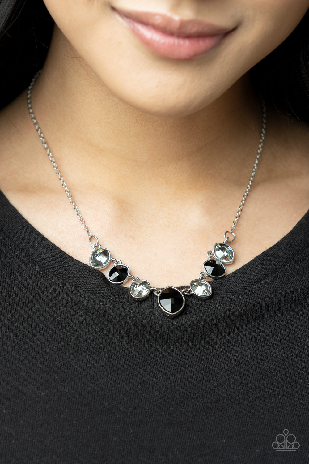 Material Girl Glamour (Black)