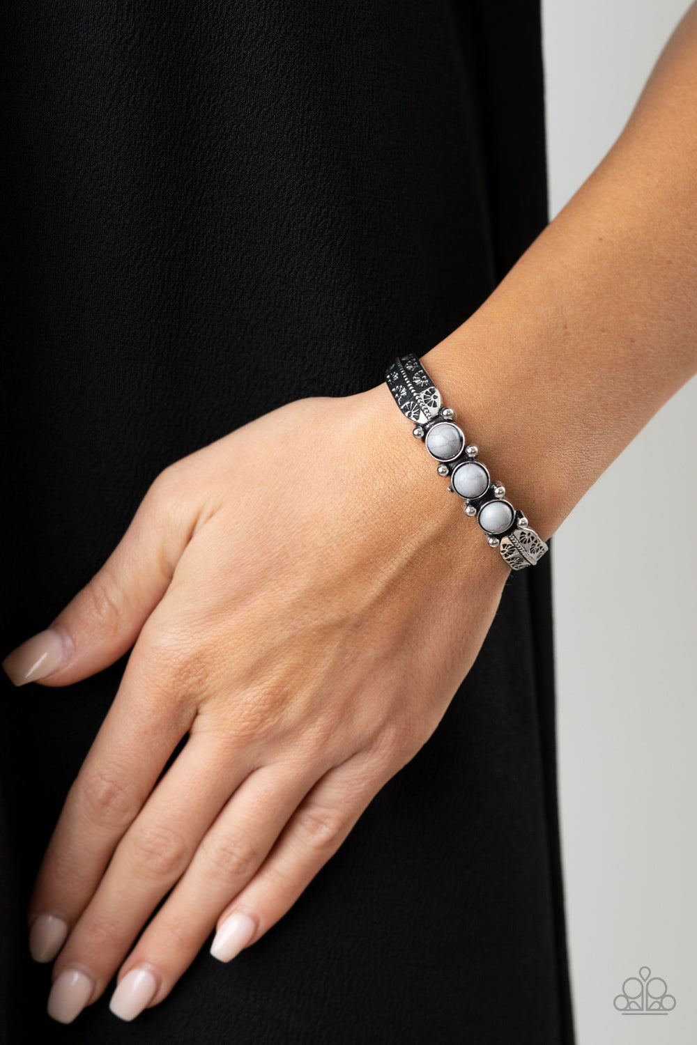 Mojave Glyphs (Silver)