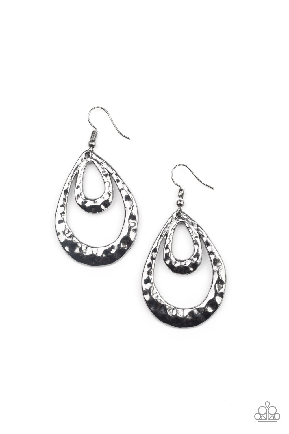Hammered gunmetal teardrops join into an edgy layered lure, creating an intense industrial display. Earring attaches to a standard fishhook fitting.
Sold as one pair of earrings.