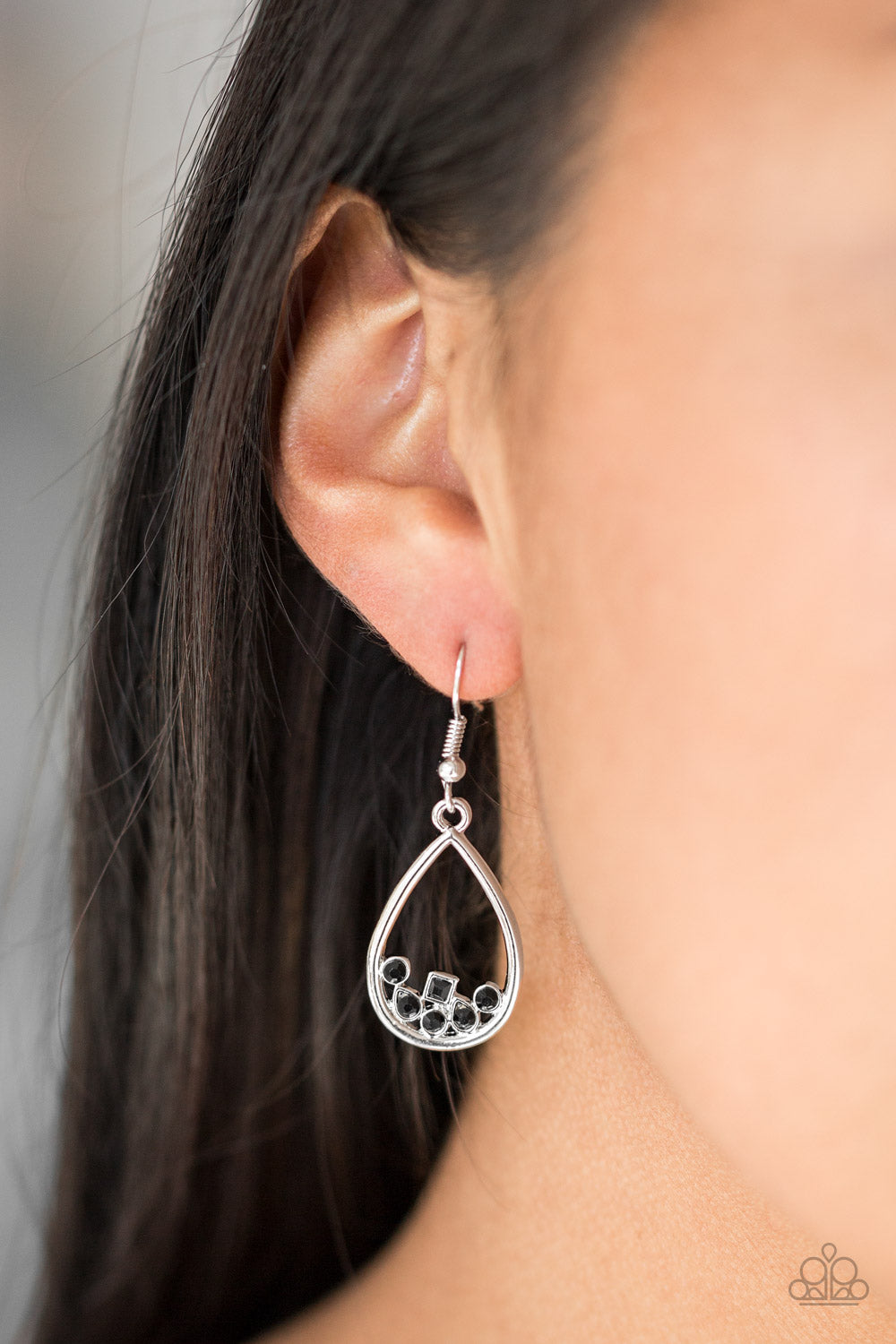 Raindrop Radiance (Black)