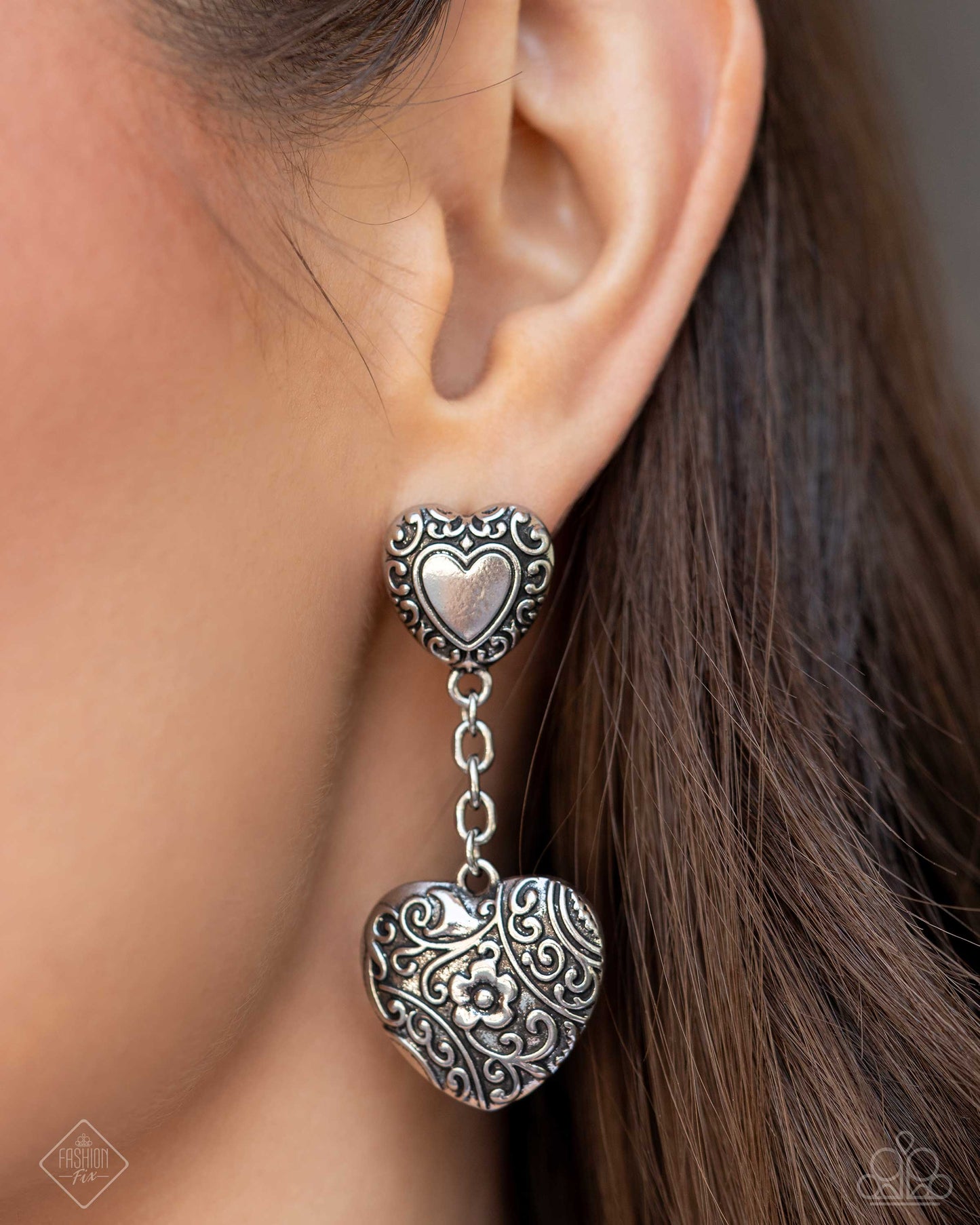 Rustic Reveal (Silver)