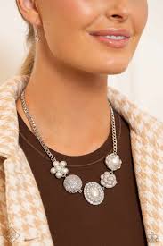 Sophisticated Style (White)