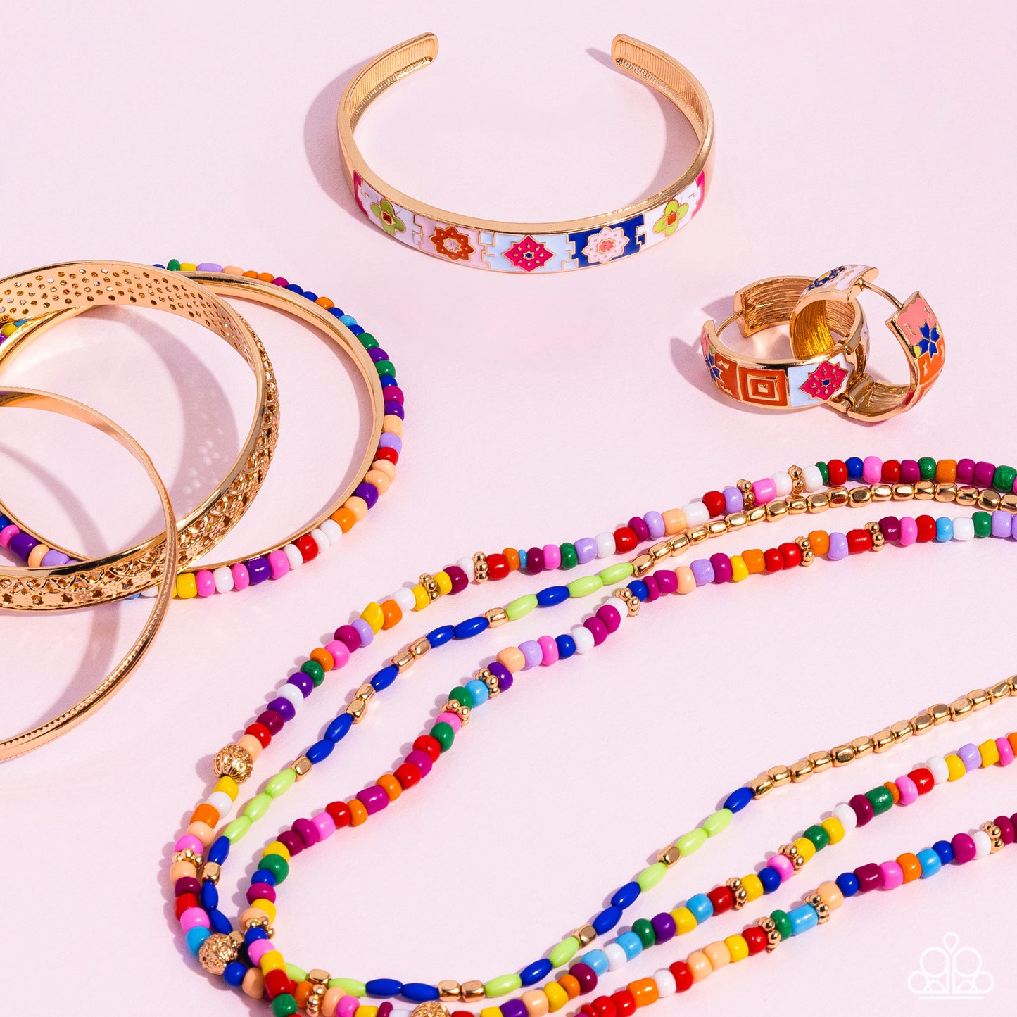Fueled by abstract designs and funky combinations of the most daring trends, the Sunset Sightings Collection features audacious, outside-the-box fashion. Sunset Sightings fashionistas celebrate individuality, pulling ideas from runway shows and TikTok feeds. This collection was made for those who thrive on pushing the envelope and their bold fashion choices are usually met with envious onlookers saying, “I wish I could pull that off!”
