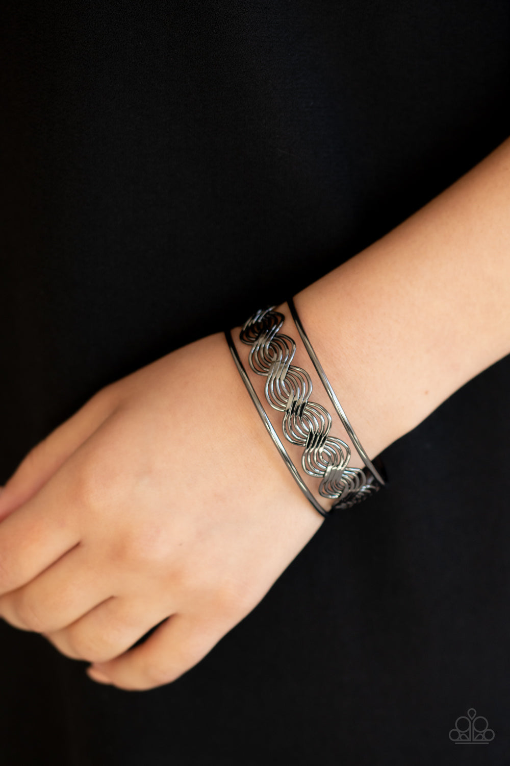 Weave an Impression (Black)