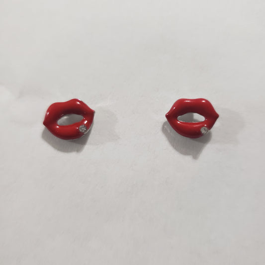Kid's red lip earrings