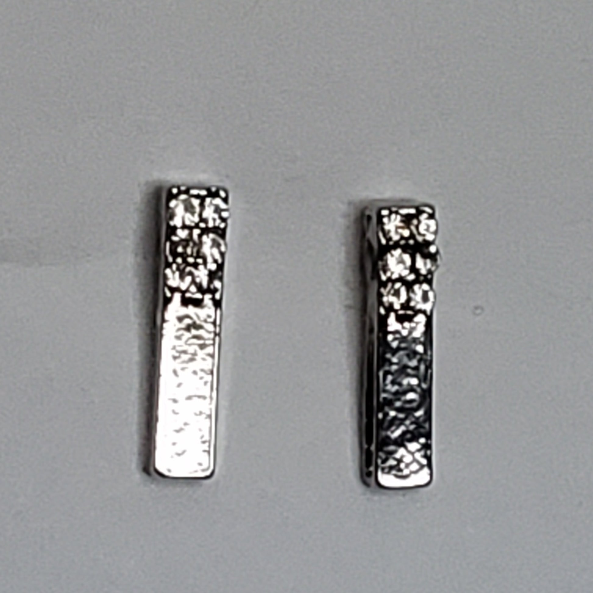 Kids silver rectangle earrings with white rhinestones