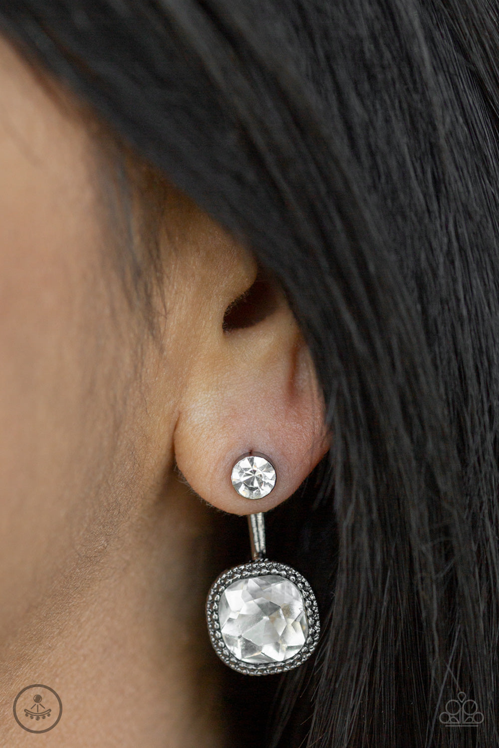 Celebrity Cache (Black)