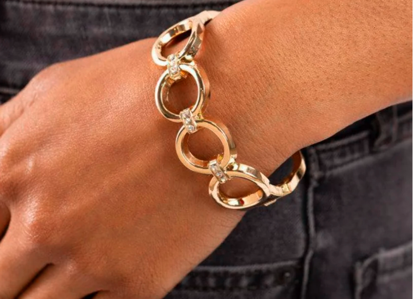 Chic Collection (Gold)