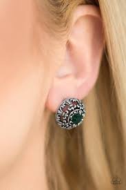 Courtly Courtiness (Green)