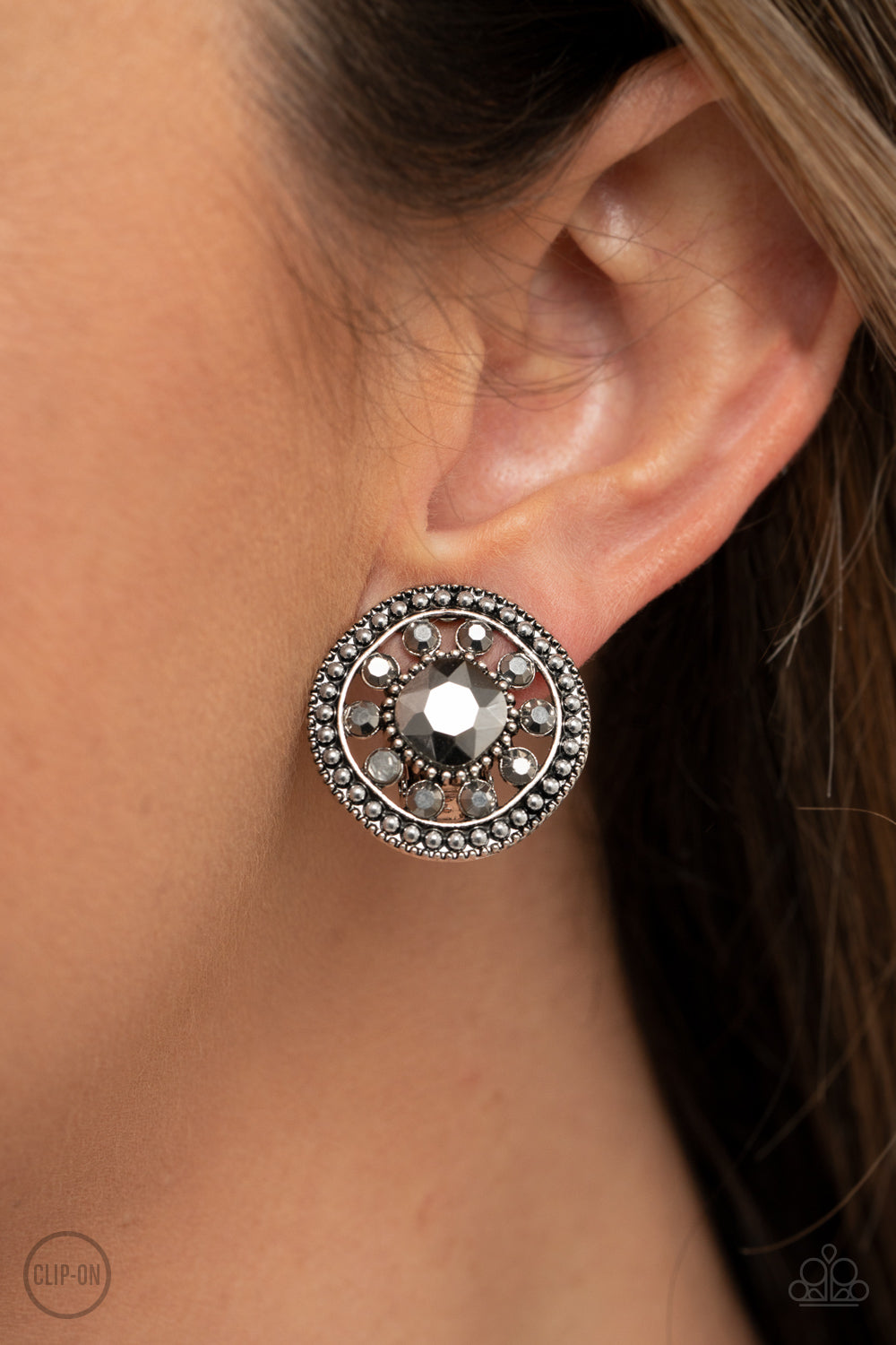 Dazzling Definition (Silver) Clip On