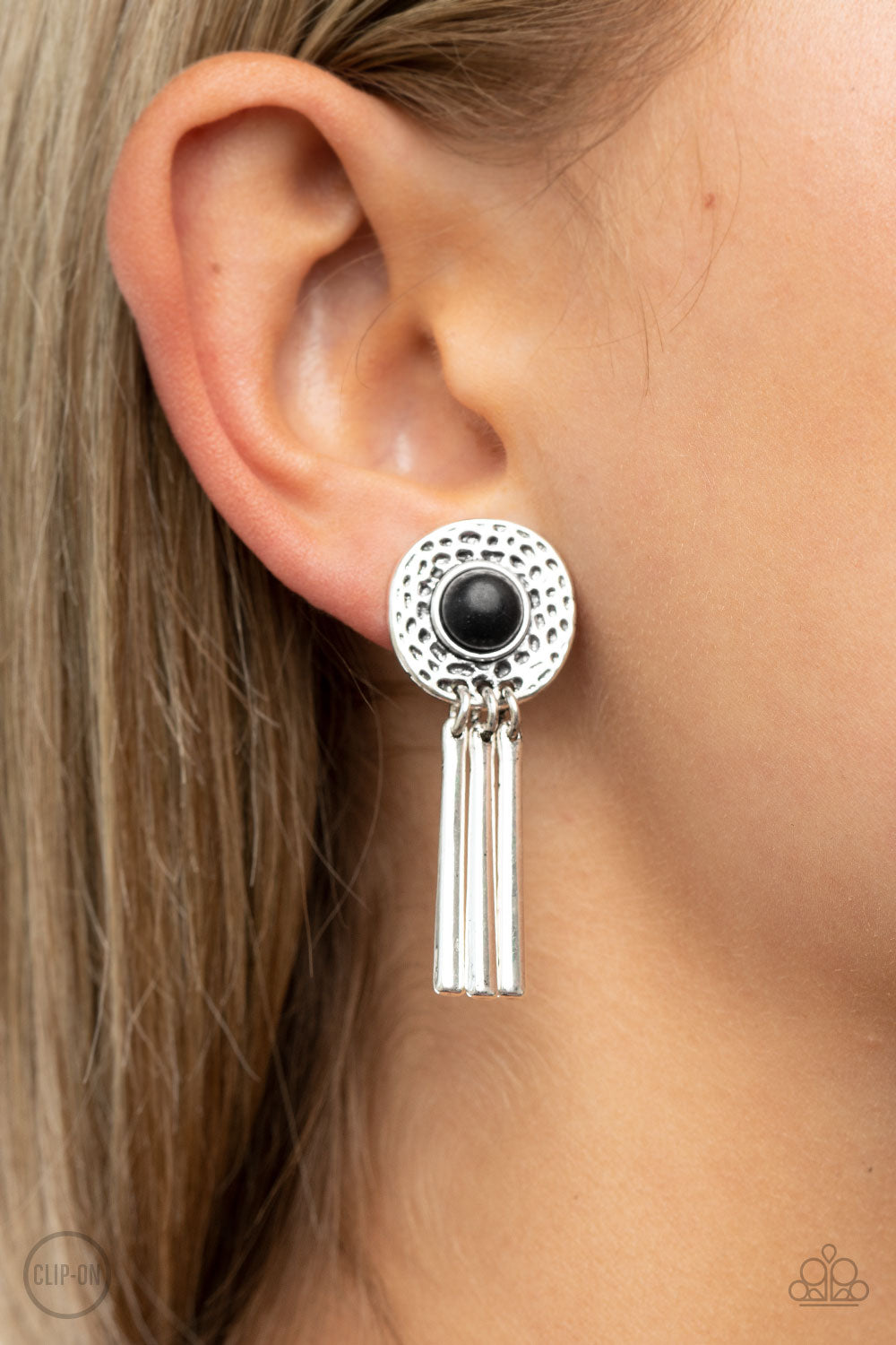 Desert Amulet (Black) Clip On
