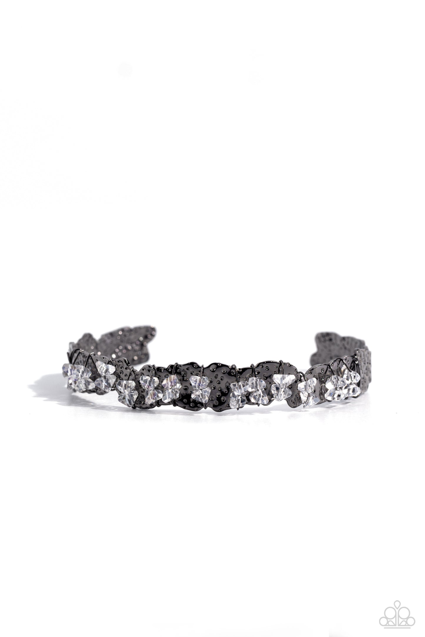 Women's black bracelet with white bead chips