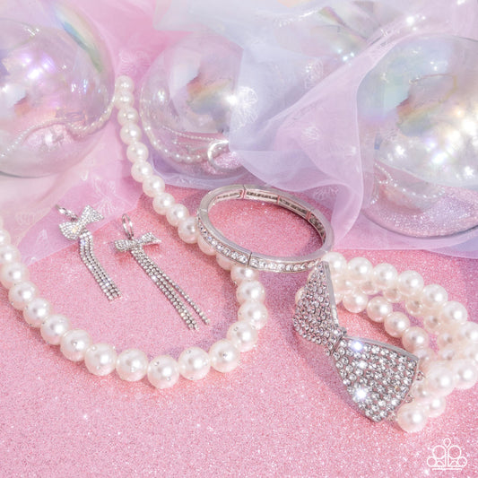 Timeless and classic yet sophisticated and versatile, the Fiercely 5th Avenue Collection features elegant designs and traditional metal finishes. Never one to shy away from a bit of sparkle, the Fiercely 5th Avenue fan is a powerhouse professional who accessorizes strategically – creating a polished look for the office that easily transitions to an elegantly glamorous after-hours style.  Includes one of each accessory featured in the Fiercely 5th Avenue Trend Blend in August's Fashion Fix:  Necklace: "Dashi