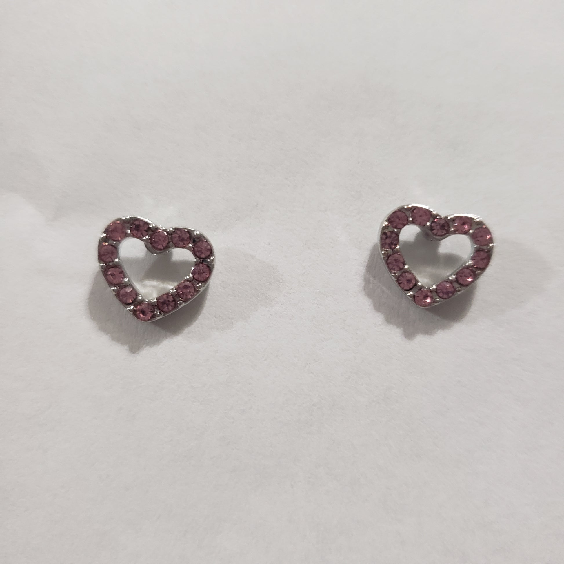 Kid's heart earring with arrow going through and pink rhinestones around heart