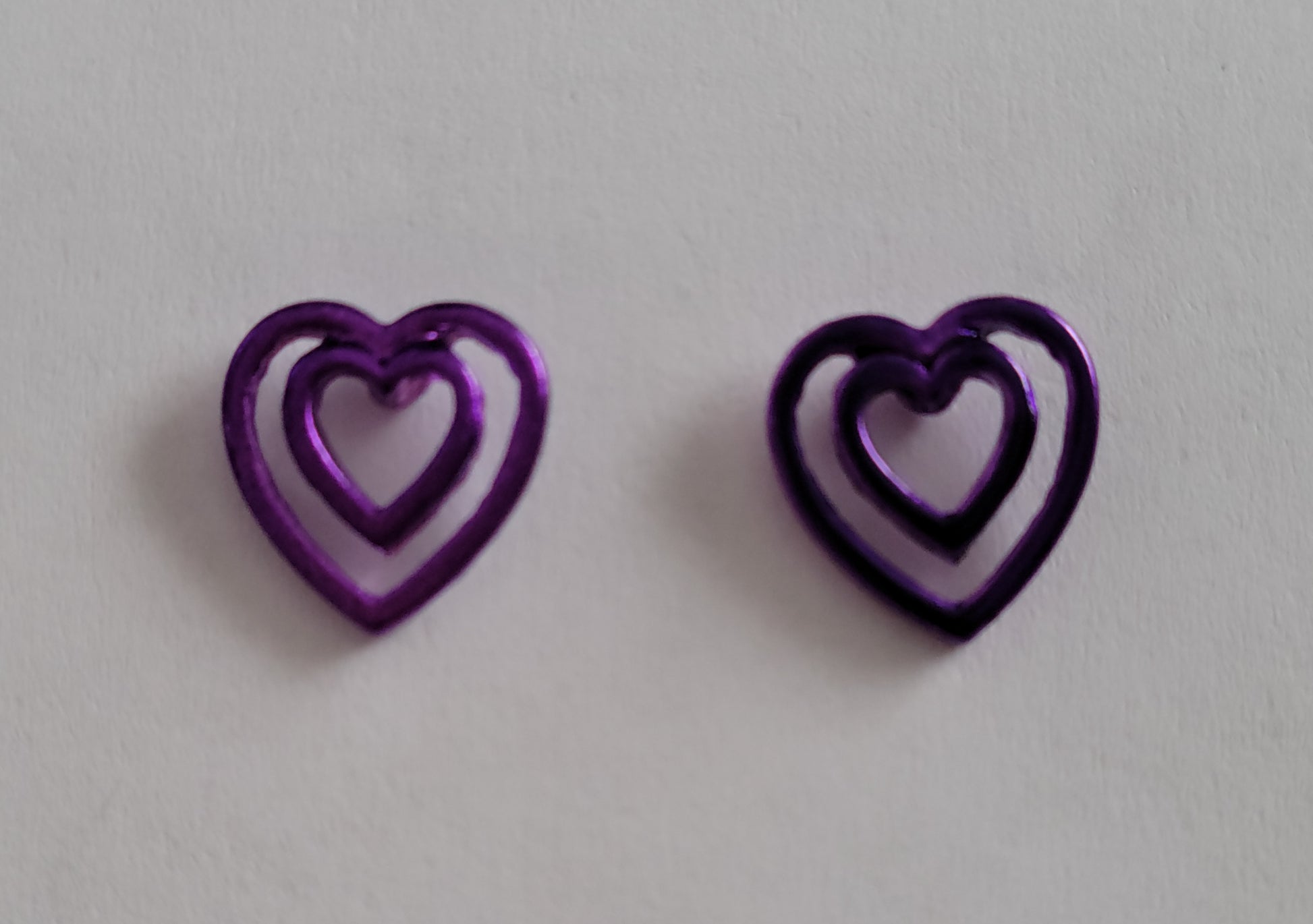 Kid's purple double heart earrings