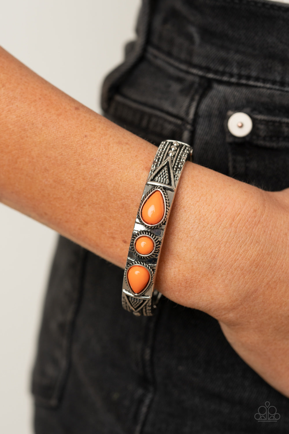 Radiant Ruins (Orange)