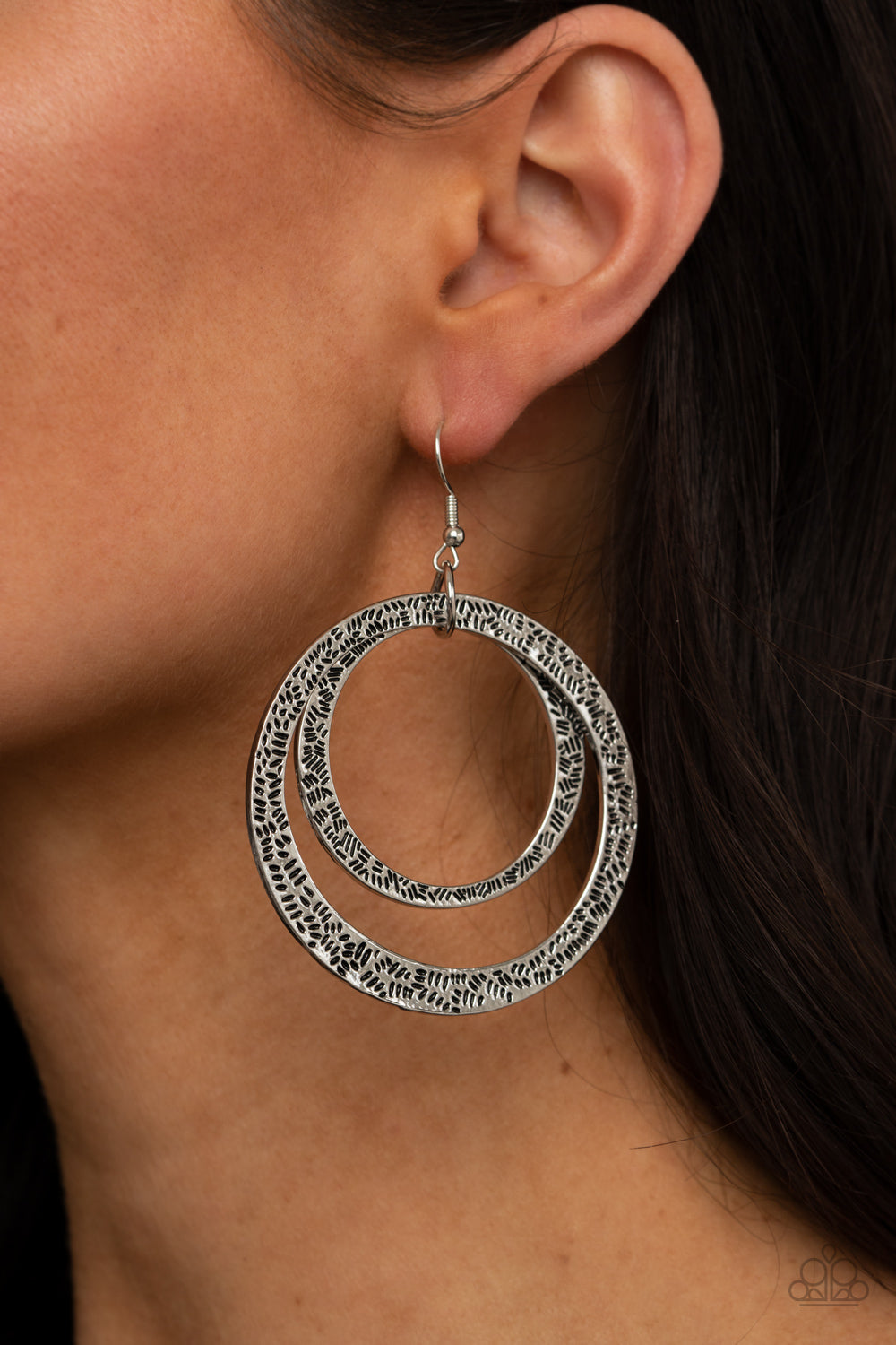 Rounded Out (Silver)