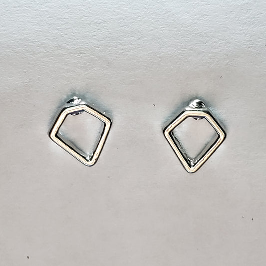 Kid's silver earring shaped like a diamond