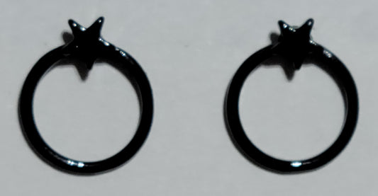 Kid's black circle with star earrings
