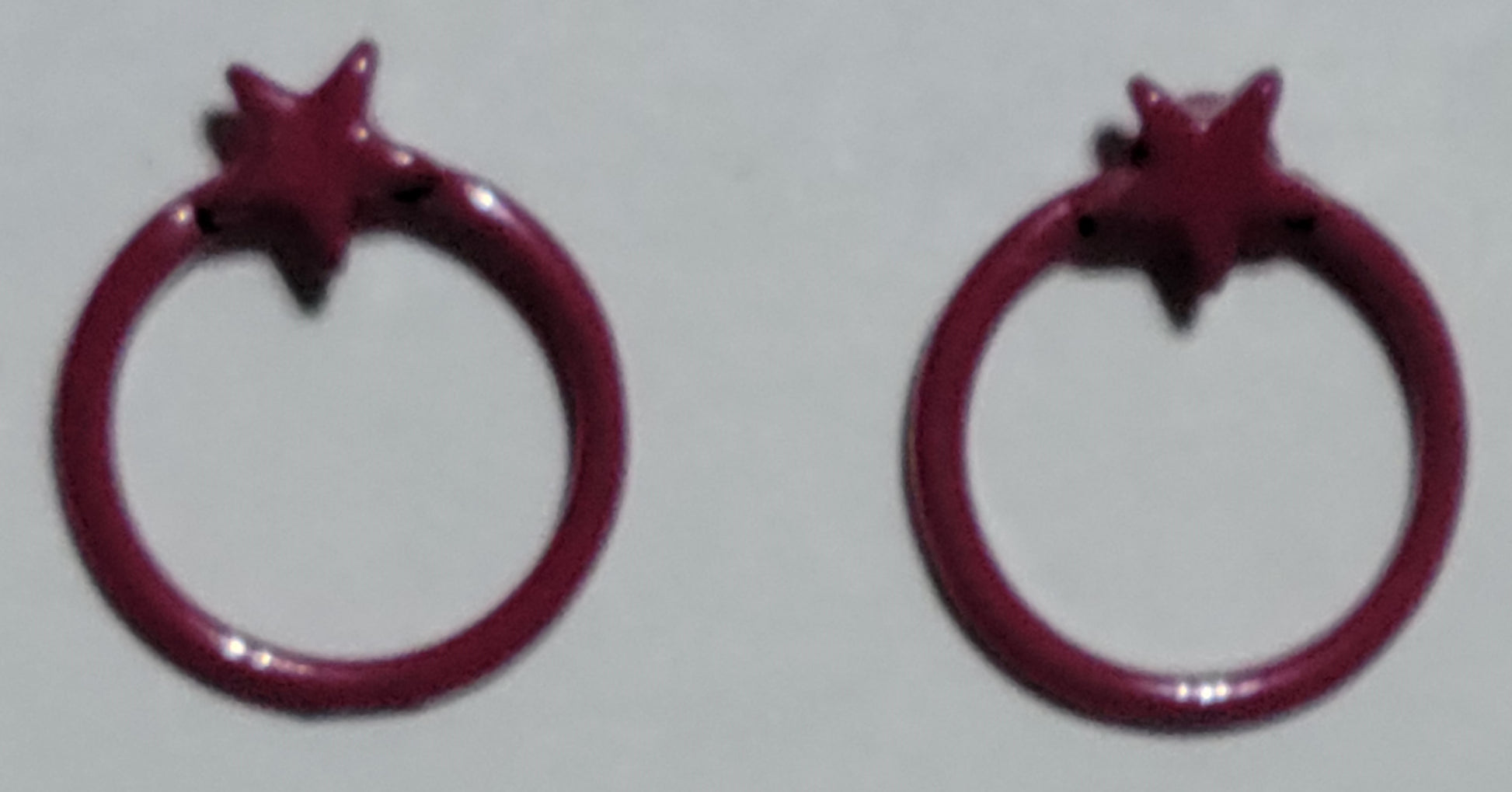 Kid's pink round earrings with star on top