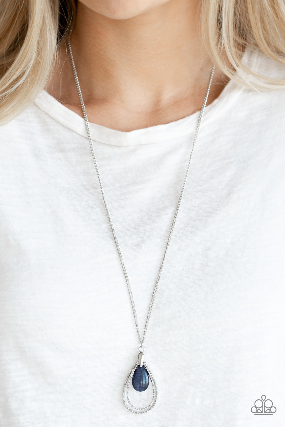 Teardrop Tranquility (Blue)