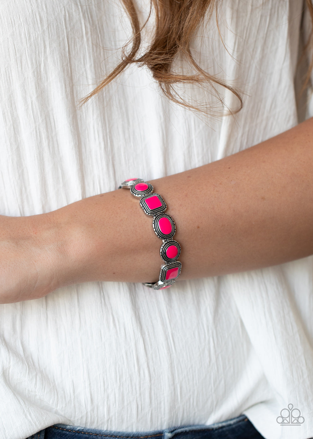 Vividly Vintage (Pink)